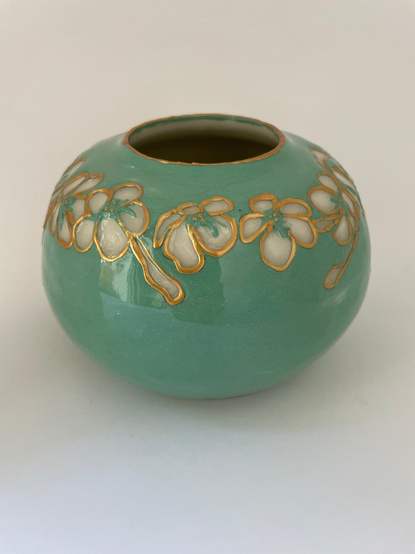 Blossom Ring Vase