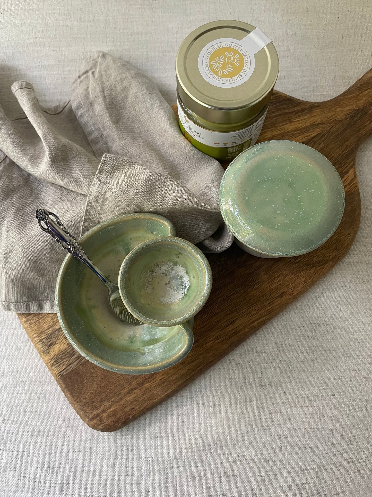 French Butter Bell, Green Ivy