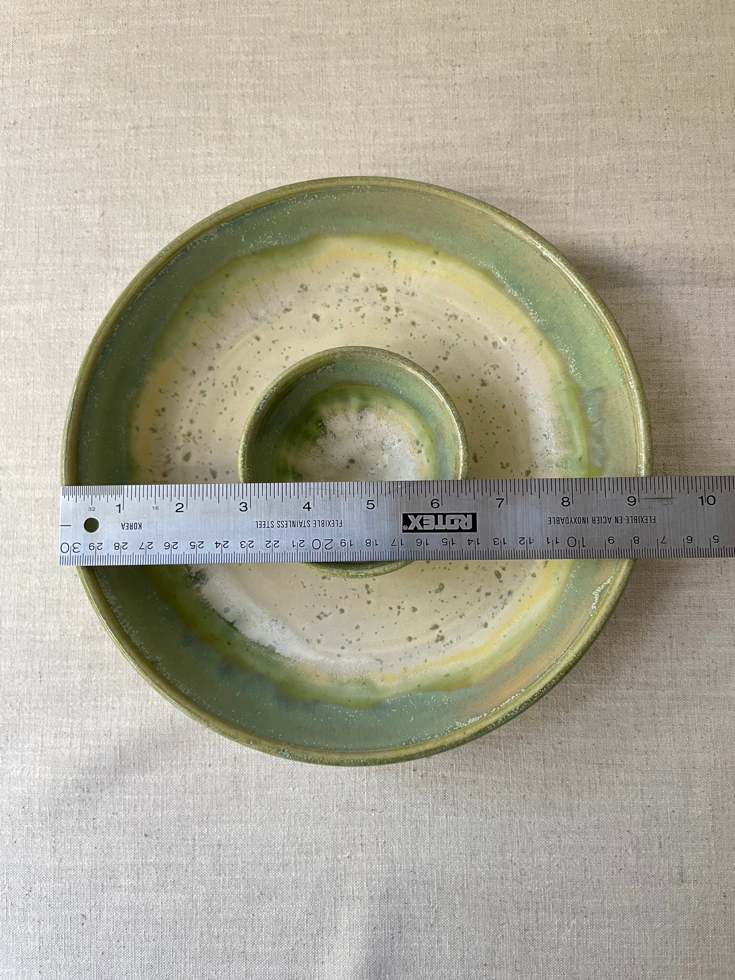 Green Ivy Chip & Dip