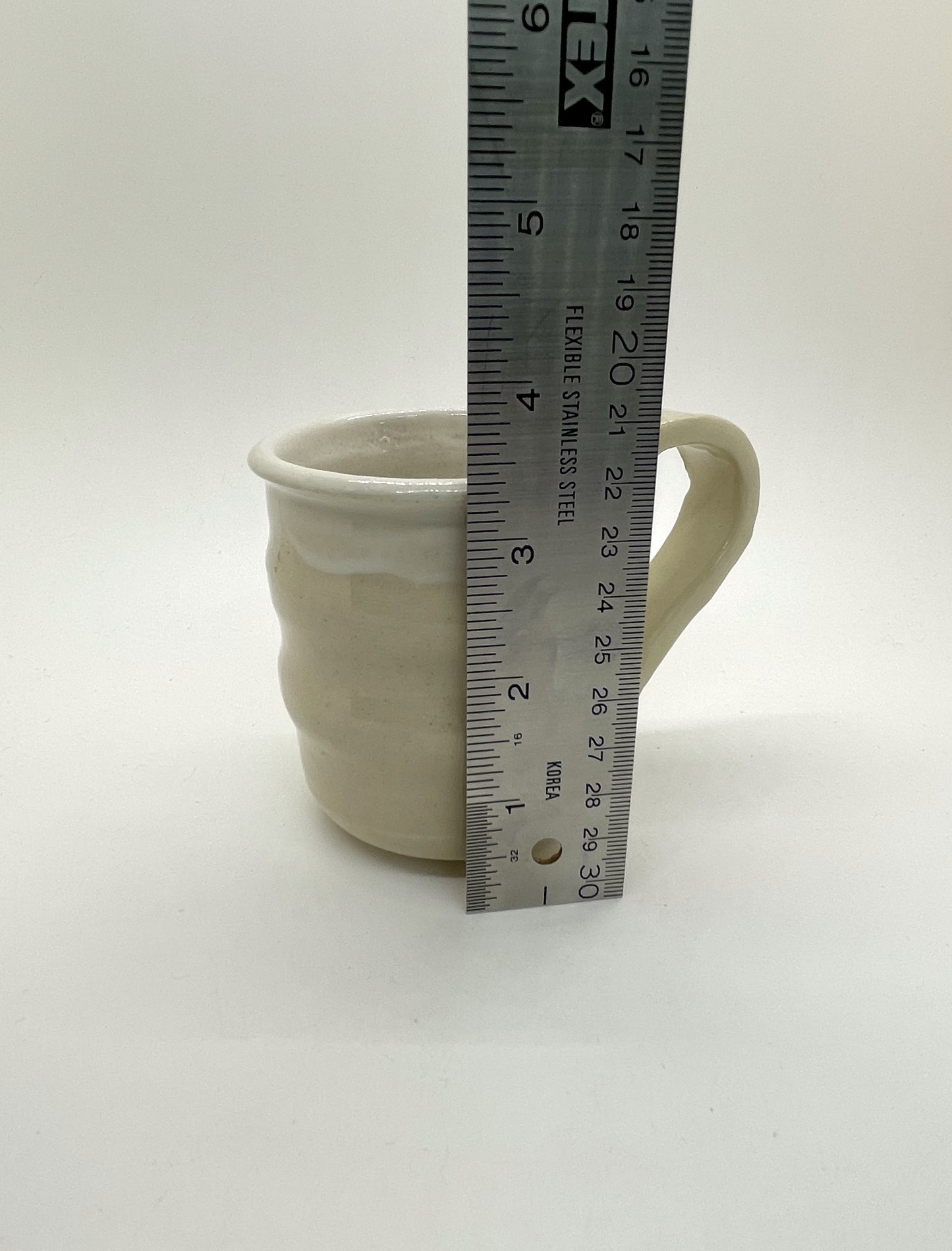 White Bark-Handle Mug